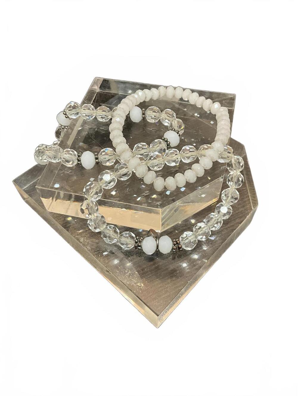 Beaded Stretch White & iridescent bracelet set